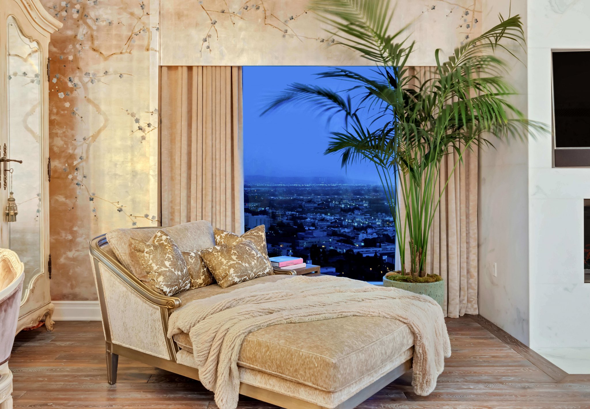custom draperies